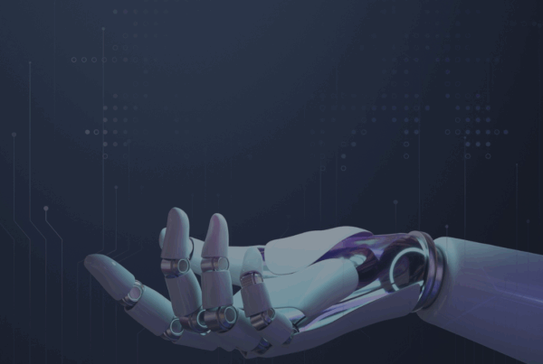 Sfondo blu scuro con in primo piano il braccio di un robot rappresentante Atlas Ufo Robot